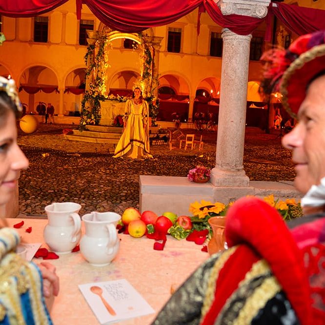 Cena Rinascimentale Dama Castellana