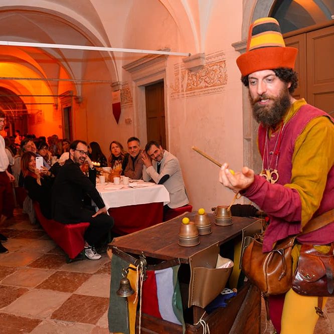 Cena Rinascimentale Dama Castellana