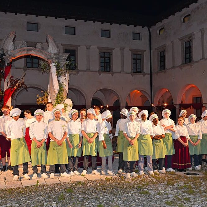 Cena Rinascimentale Dama Castellana